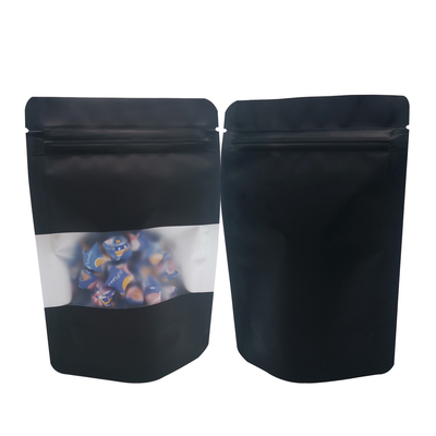 ซื้อ แปลกซับซ้อน สีดํา แมท กันกลิ่น ยืนขึ้น Ziplock กระเป๋า Mylar กับหน้าต่างสําหรับ Candy อาหารว่าง online manufacture