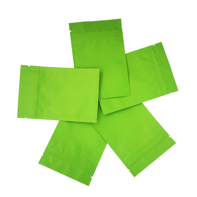 ซื้อ กระเป๋าสะพายซิปสีเขียวแมทที่พิมพ์ตามสั่ง กระเป๋าสะพายซิปสีโฟลย์ที่มีซิปล็อคสําหรับอาหาร หน้ากากอนามัย online manufacture